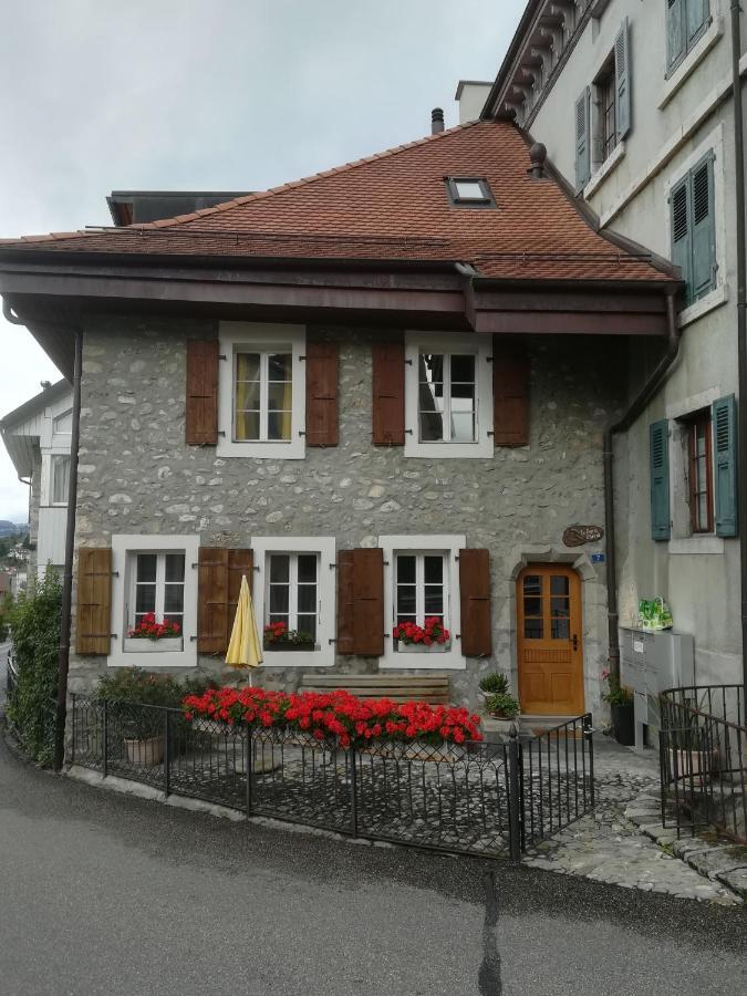 Le Fer A Cheval Apartment Montreux Exterior photo